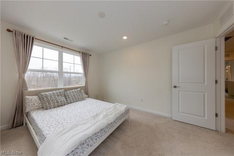 766 River Run Road Aurora OH 44202