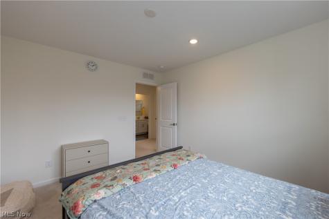 766 River Run Road Aurora OH 44202
