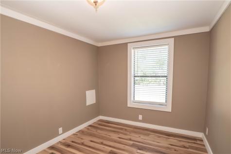 806 S Grant Boulevard Minerva OH 44657