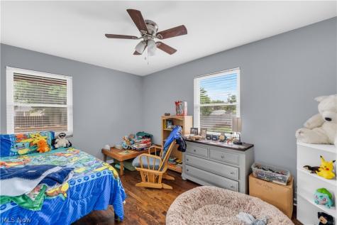 7611 Wainstead Drive Parma OH 44129