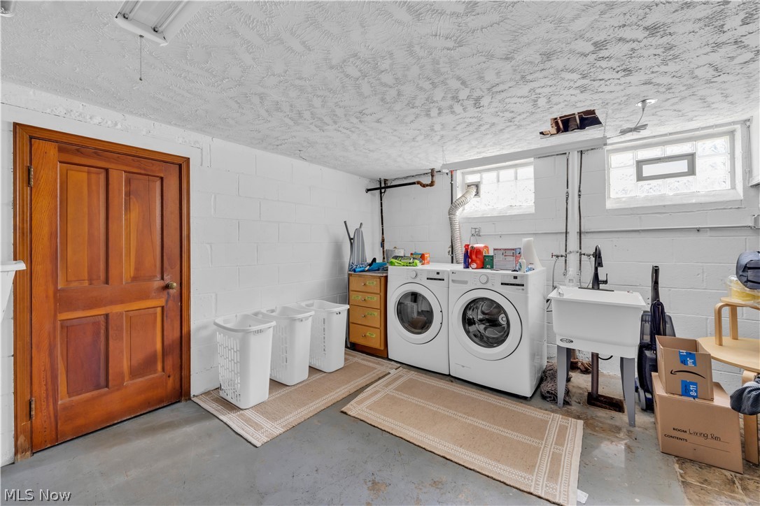 7611 Wainstead Drive Parma OH 44129