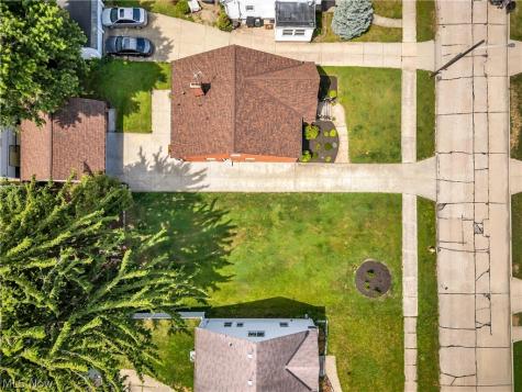7611 Wainstead Drive Parma OH 44129