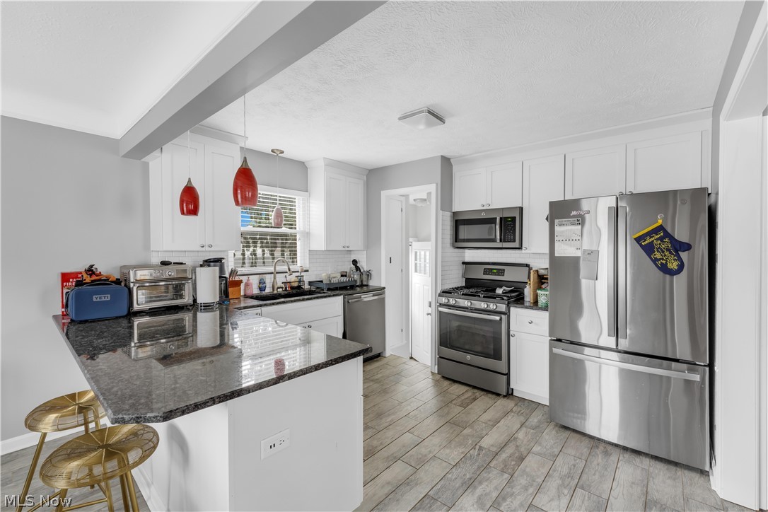 7611 Wainstead Drive Parma OH 44129
