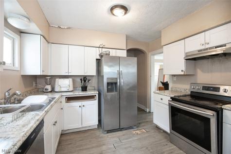 970 Whitby Road Cleveland Heights OH 44112