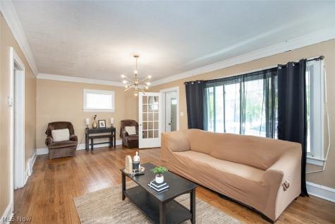 970 Whitby Road Cleveland Heights OH 44112