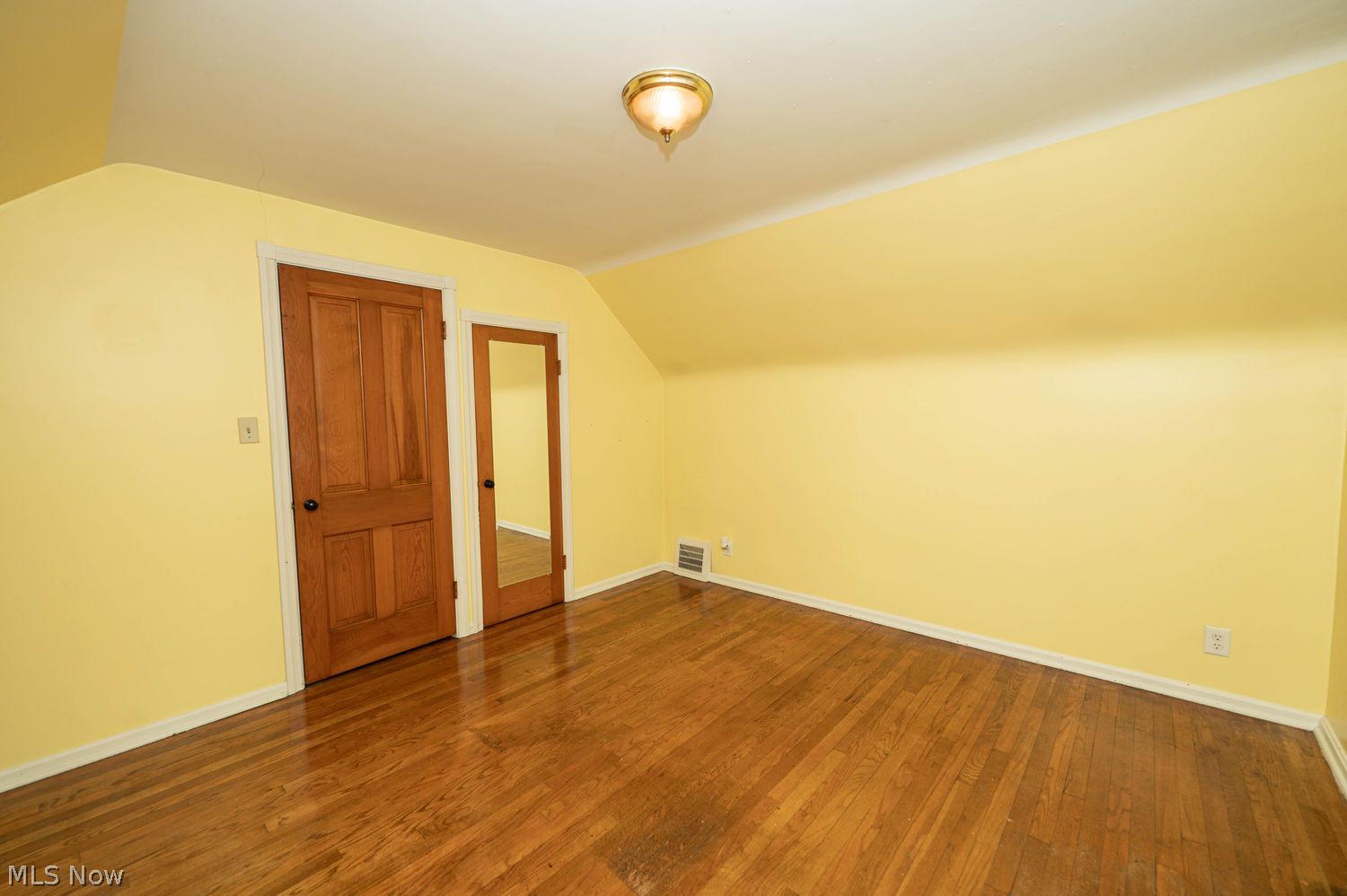 25281 Marsdon Drive Euclid OH 44132