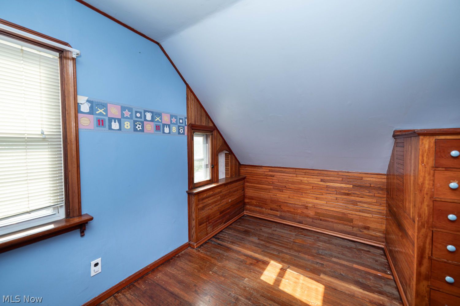 25281 Marsdon Drive Euclid OH 44132