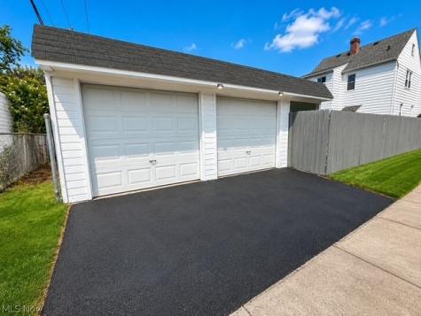 300 E 211 Street Euclid OH 44123