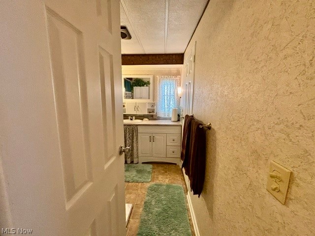 62 Manor Drive Brookfield OH 44403