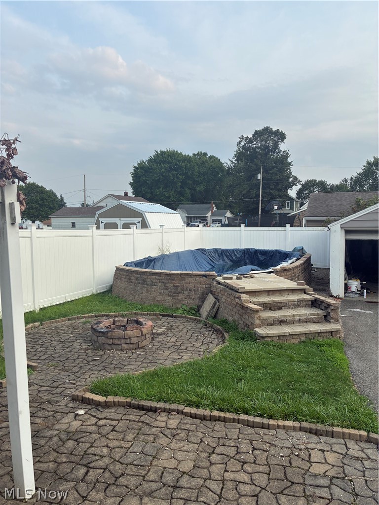 390 Wilson Street W Struthers OH 44471