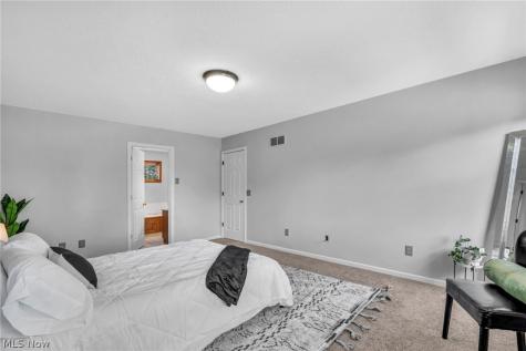 8572 Nobleman Circle NW Massillon OH 44646
