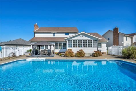 8572 Nobleman Circle NW Massillon OH 44646