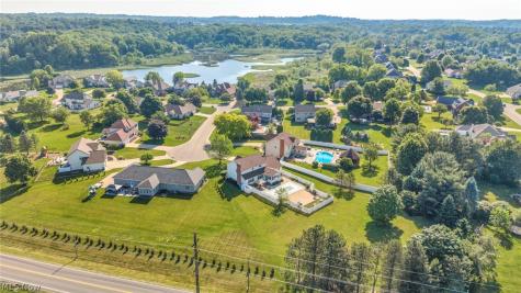 8572 Nobleman Circle NW Massillon OH 44646