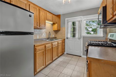 3072 Rowford Avenue SW Massillon OH 44646
