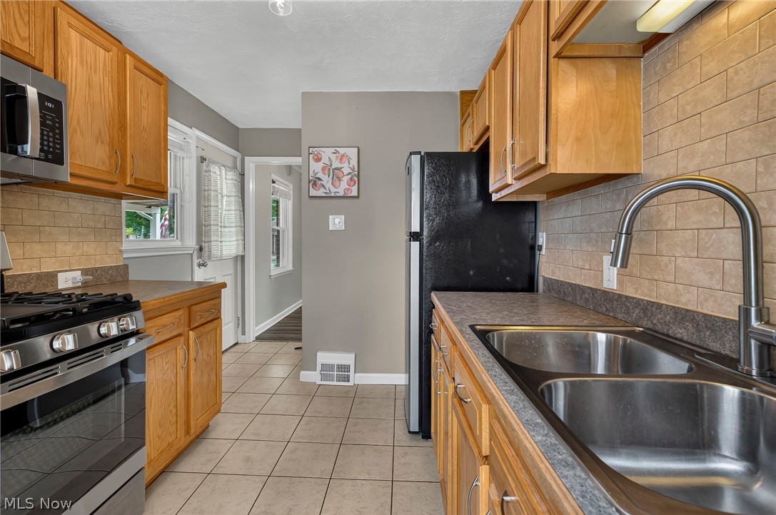 3072 Rowford Avenue SW Massillon OH 44646