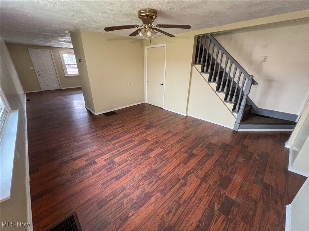 929 Bank Street East Liverpool OH 43920