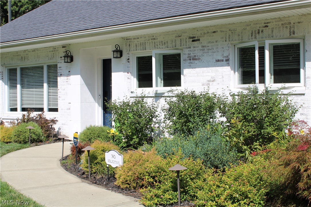 851 Mentor Road Akron OH 44303