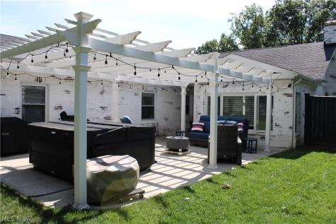 851 Mentor Road Akron OH 44303