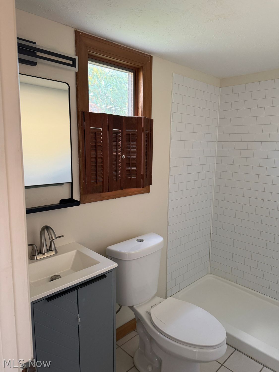27261 Nantucket Drive North Olmsted OH 44070