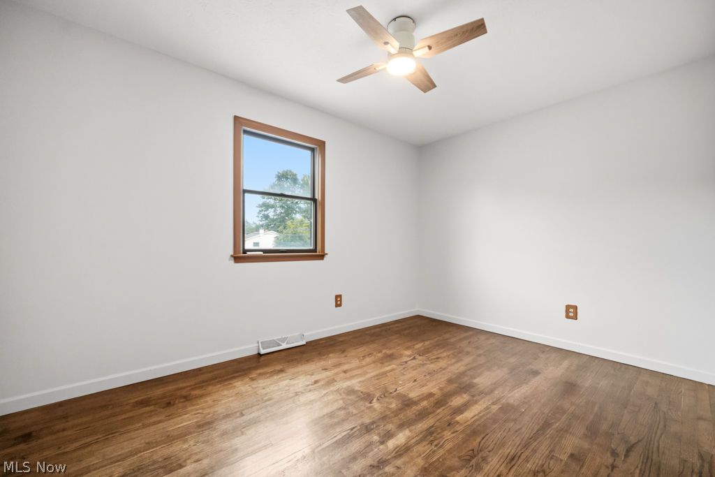 27261 Nantucket Drive North Olmsted OH 44070