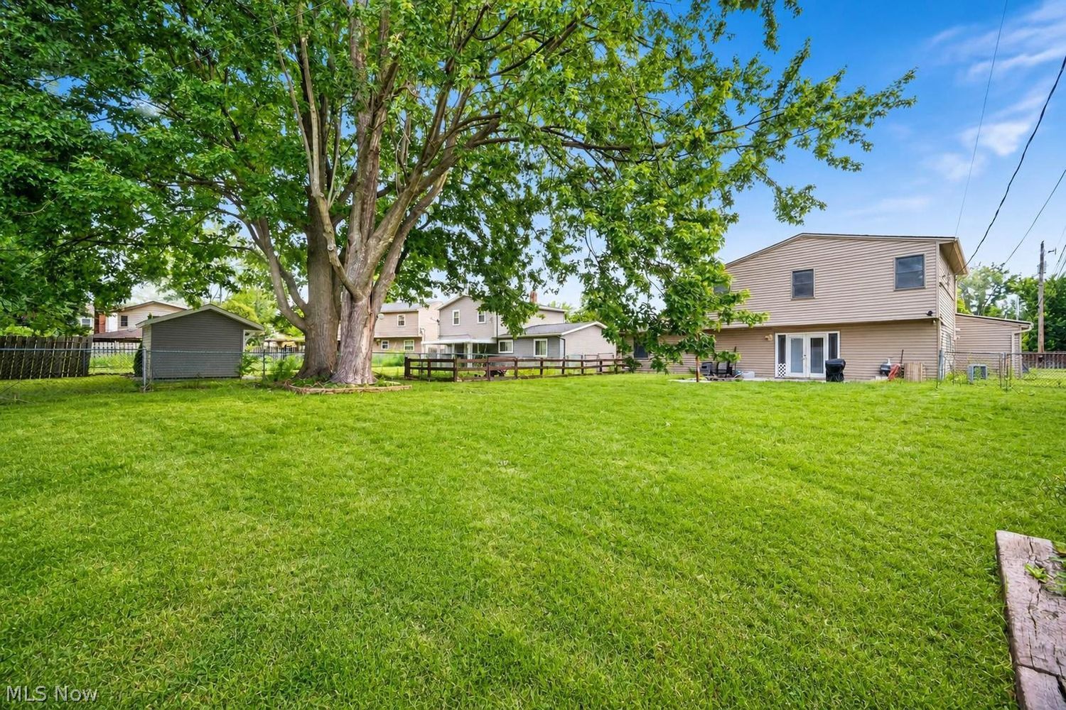 27261 Nantucket Drive North Olmsted OH 44070