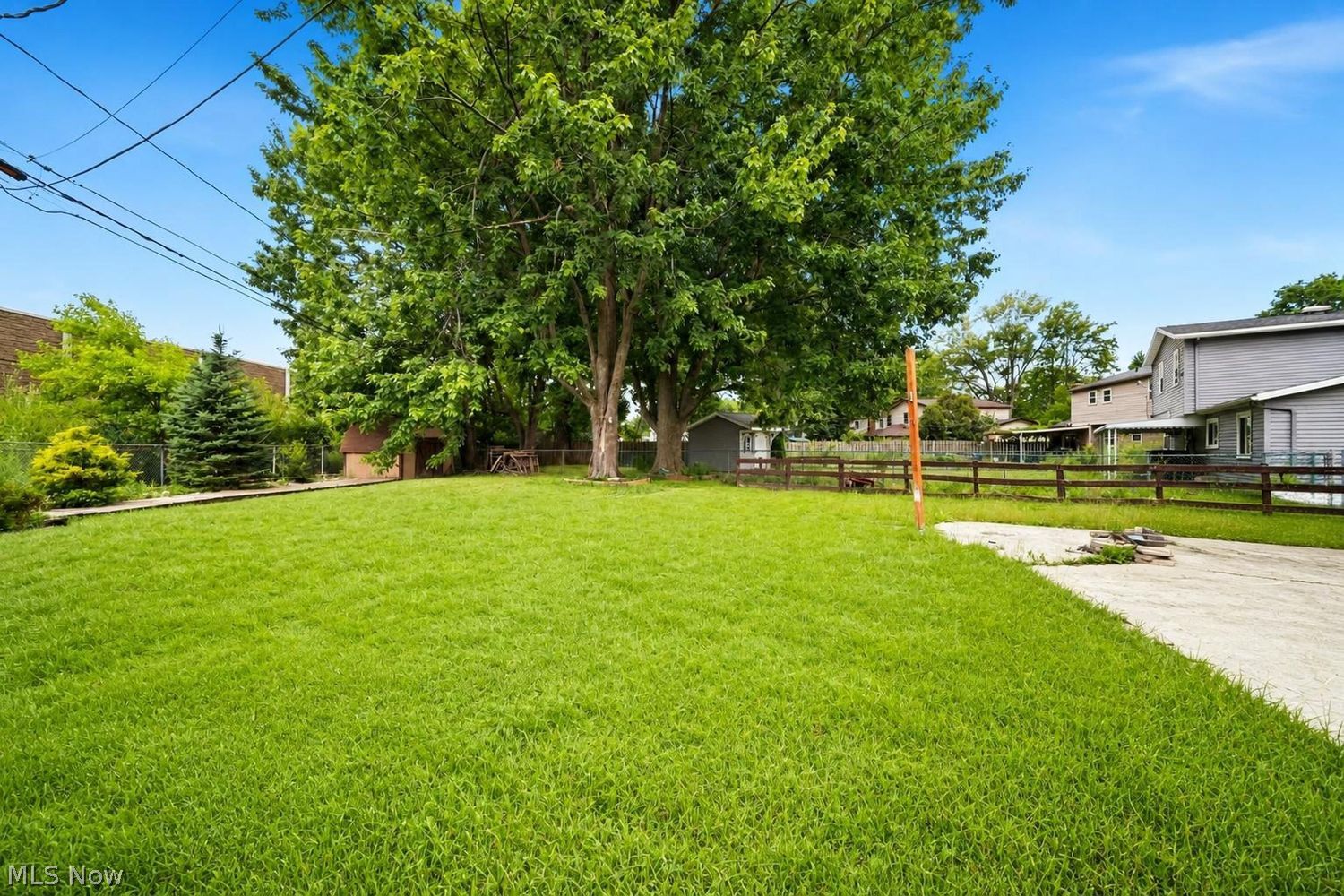 27261 Nantucket Drive North Olmsted OH 44070