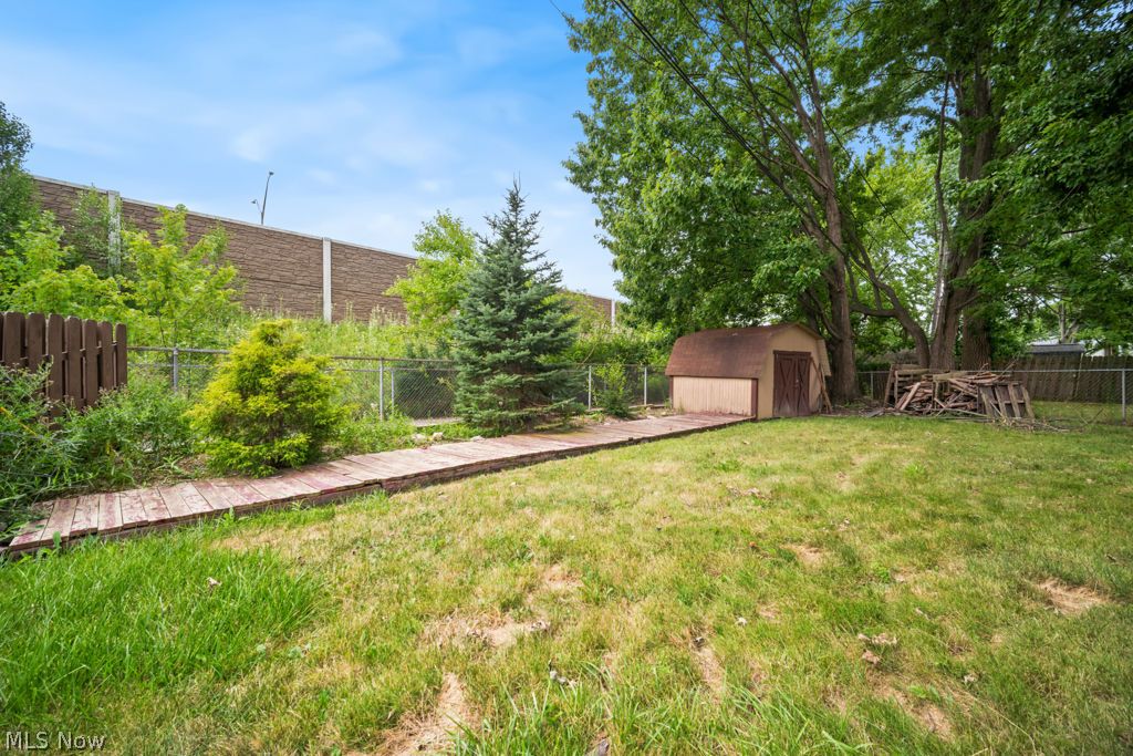 27261 Nantucket Drive North Olmsted OH 44070