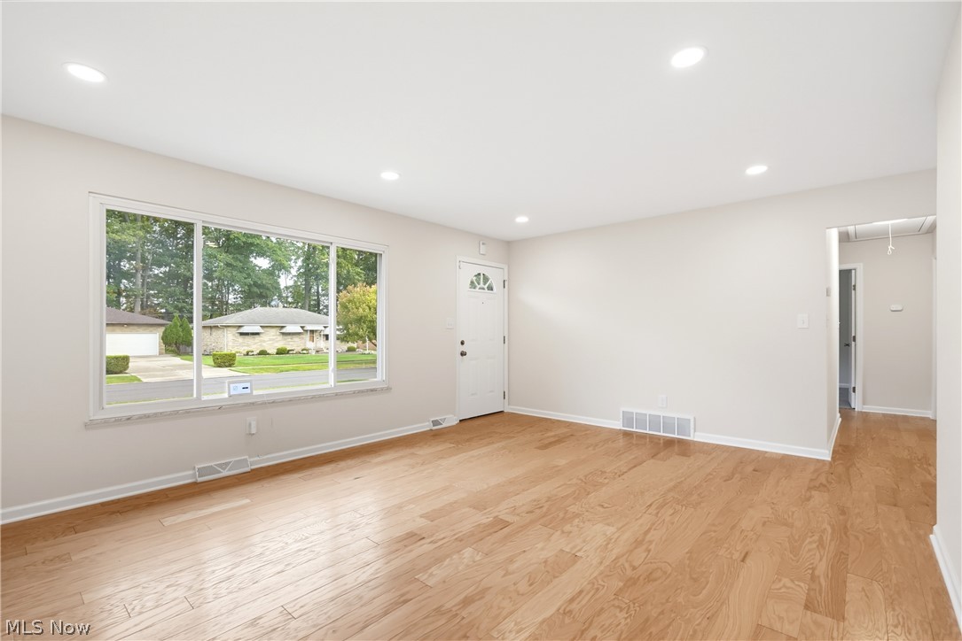 2307 Vinewood Drive Parma OH 44134