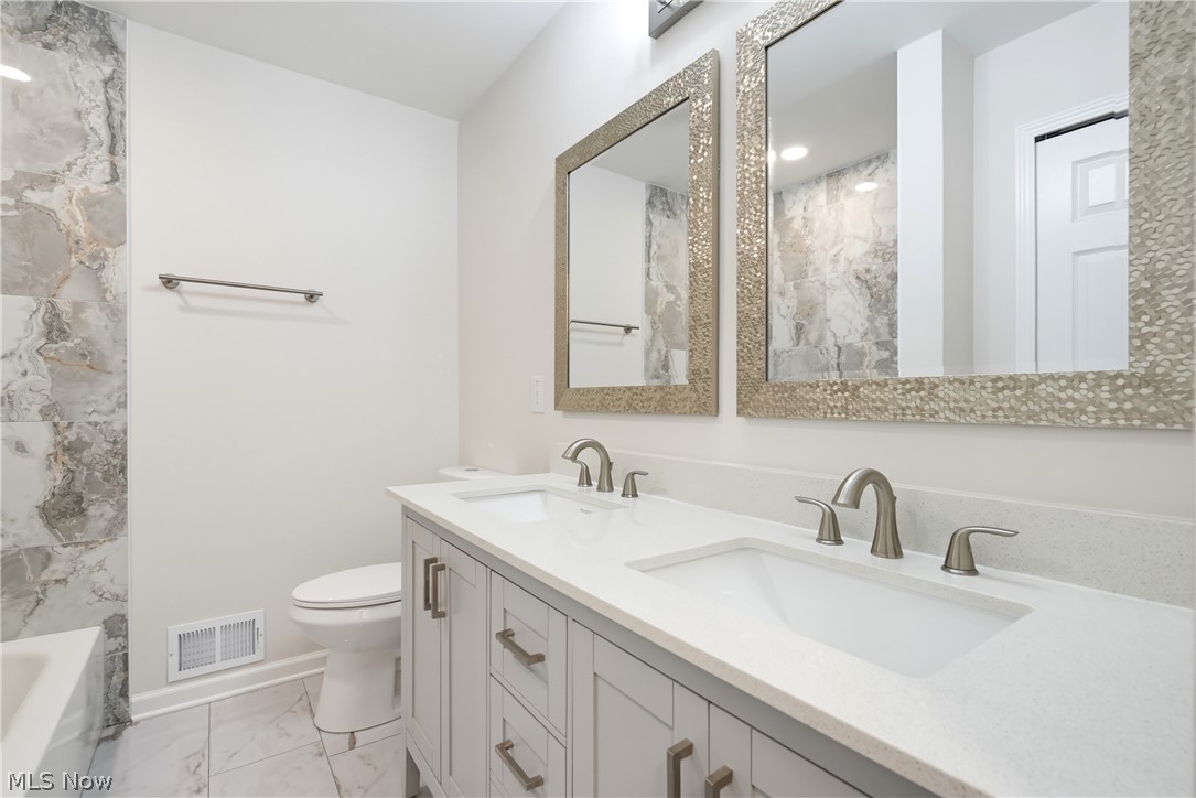 2307 Vinewood Drive Parma OH 44134