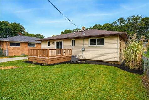 2307 Vinewood Drive Parma OH 44134