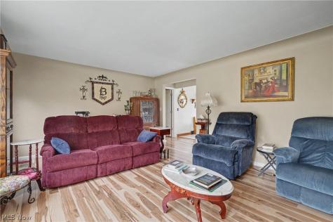 1997 Heather Lane Youngstown OH 44511