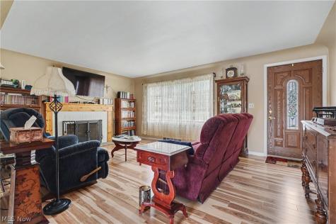 1997 Heather Lane Youngstown OH 44511