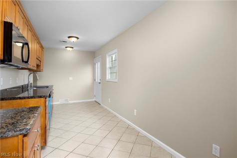 12452 Island Road Grafton OH 44044