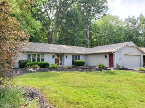 21615 Shagbark Trail Strongsville OH 44149