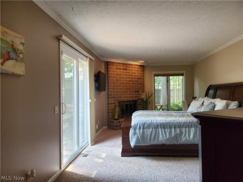 21615 Shagbark Trail Strongsville OH 44149