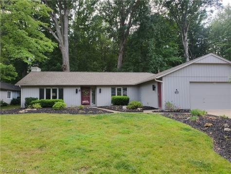 21615 Shagbark Trail Strongsville OH 44149