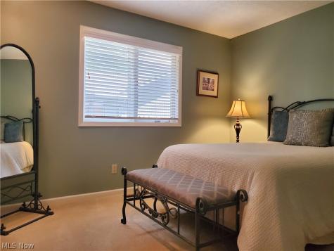 21615 Shagbark Trail Strongsville OH 44149