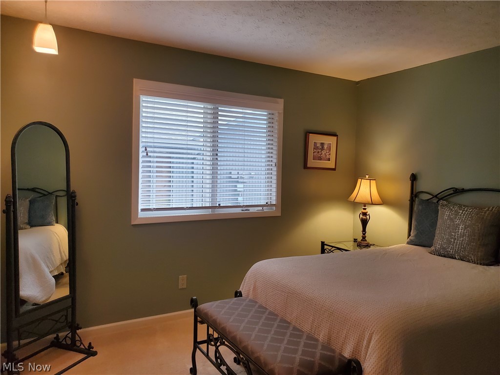21615 Shagbark Trail Strongsville OH 44149