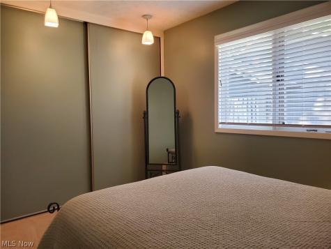 21615 Shagbark Trail Strongsville OH 44149