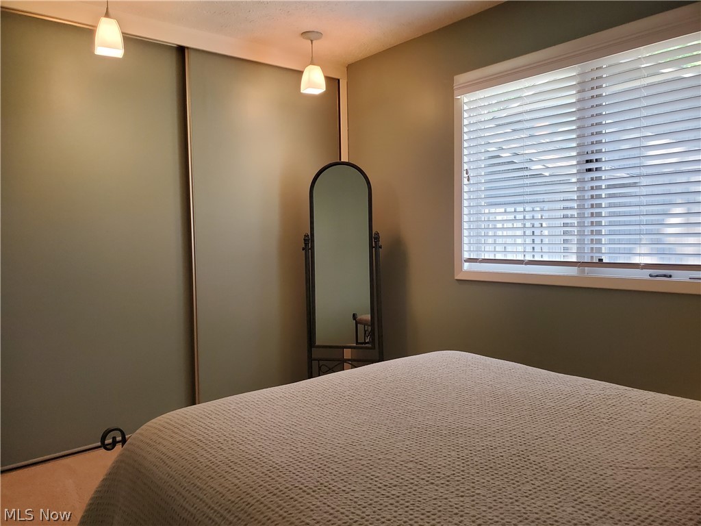 21615 Shagbark Trail Strongsville OH 44149