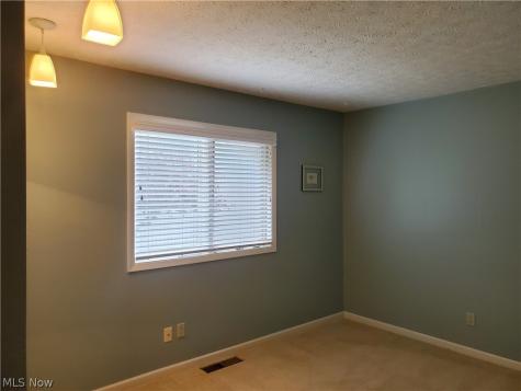 21615 Shagbark Trail Strongsville OH 44149