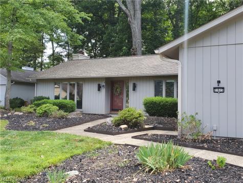 21615 Shagbark Trail Strongsville OH 44149