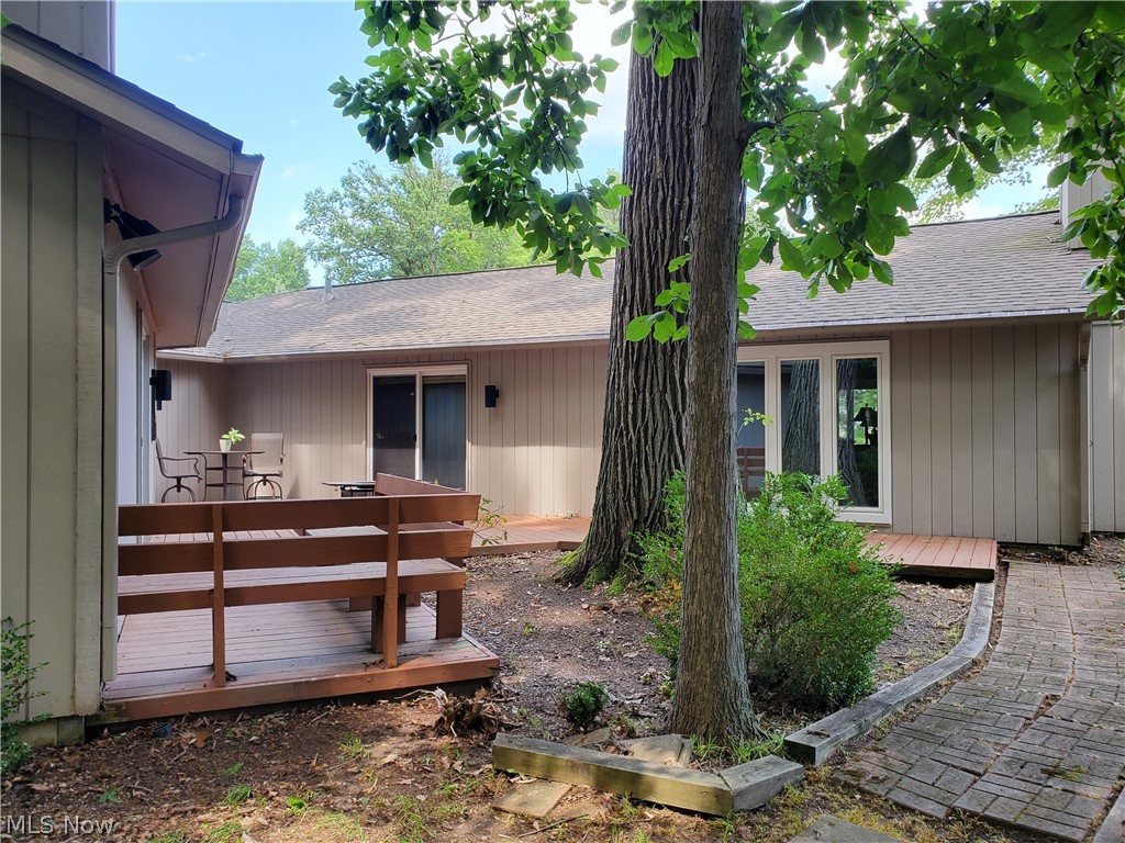 21615 Shagbark Trail Strongsville OH 44149