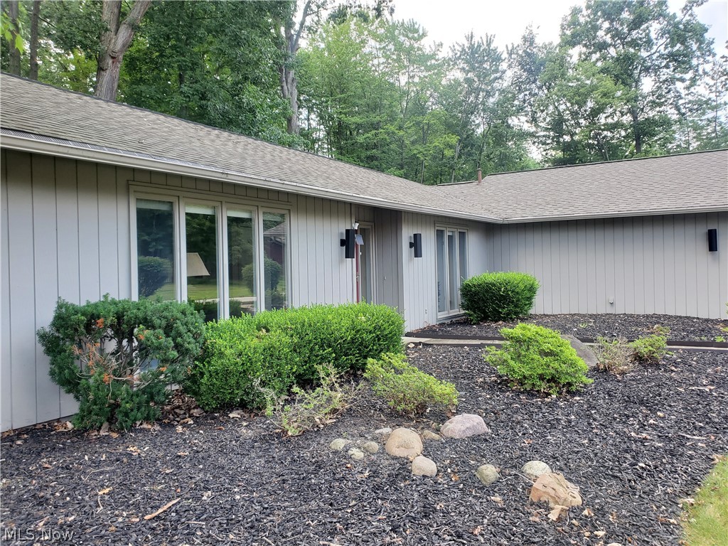 21615 Shagbark Trail Strongsville OH 44149