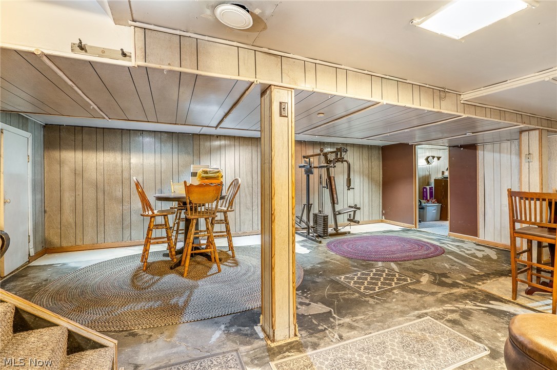 1206 Rose Avenue Girard OH 44420