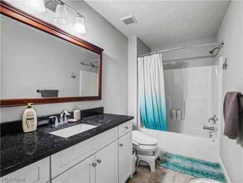 11005 Chippewa Path North Royalton OH 44133
