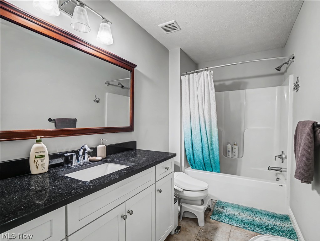 11005 Chippewa Path North Royalton OH 44133