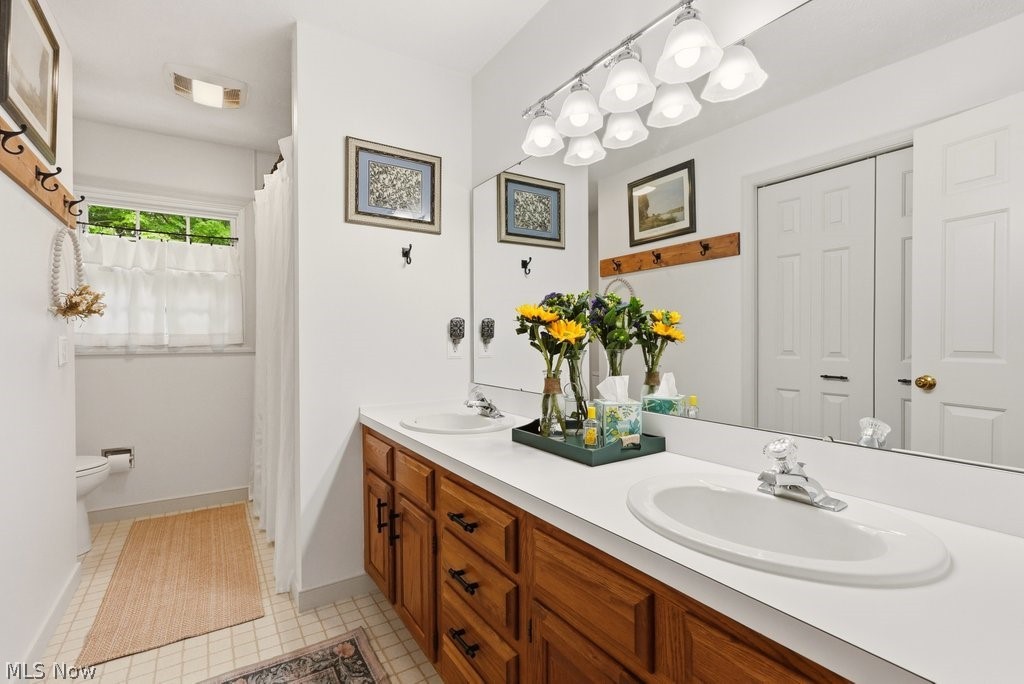 5060 Boulder Creek Drive Solon OH 44139
