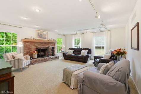 5060 Boulder Creek Drive Solon OH 44139
