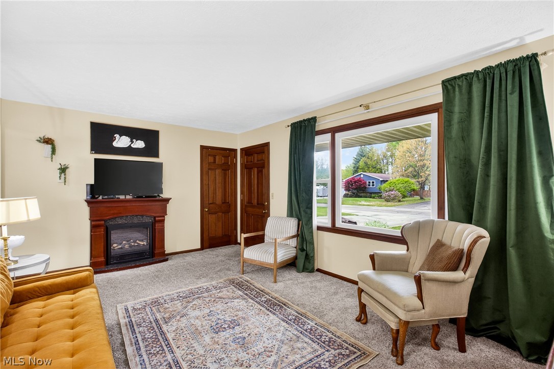 324 Old Oak Drive Cortland OH 44410